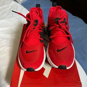 Nike react presto Red and Black sneaker